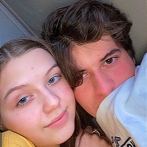 Meet your Posher, Kendall